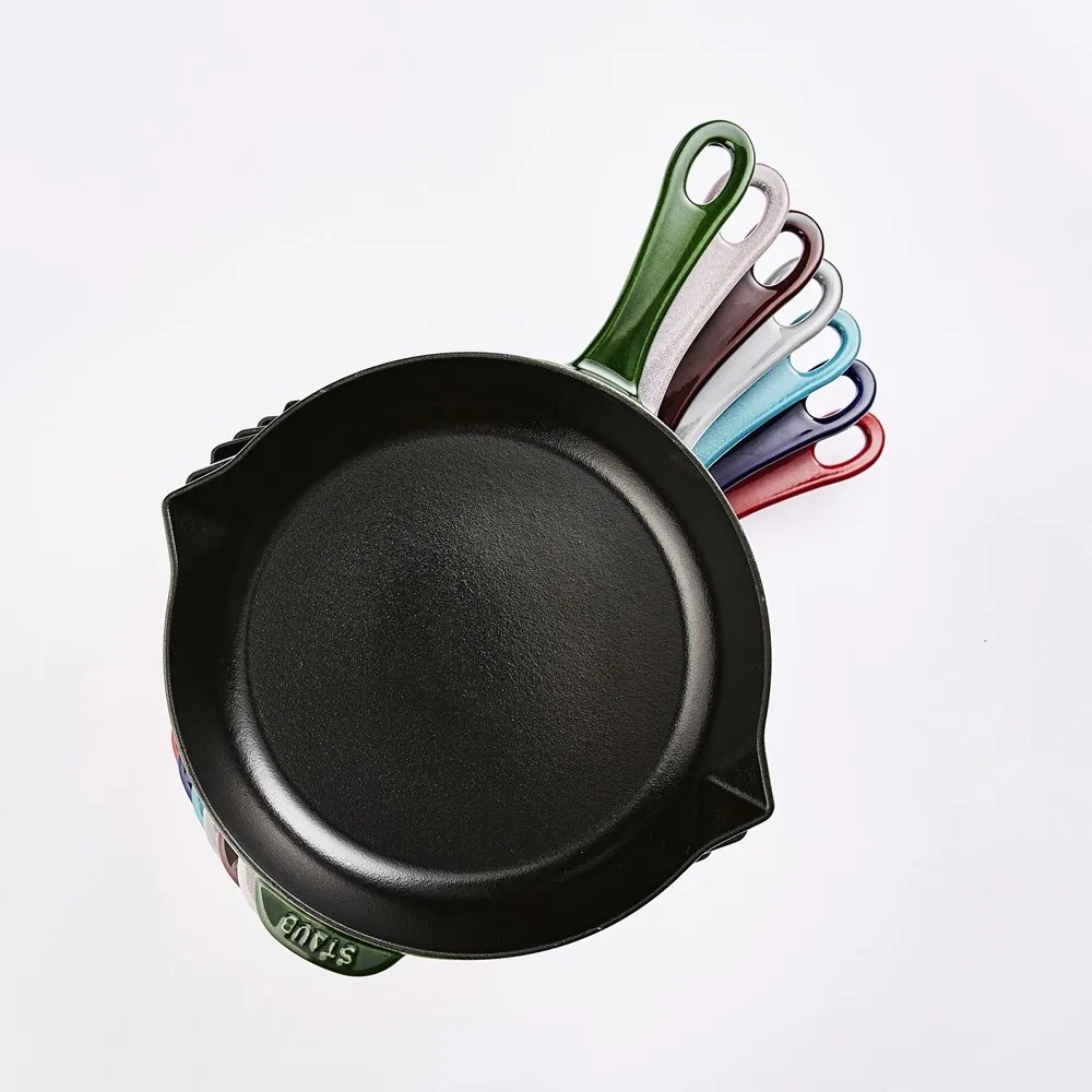 Staub Liatinová panvica STAUB 26 cm čierna