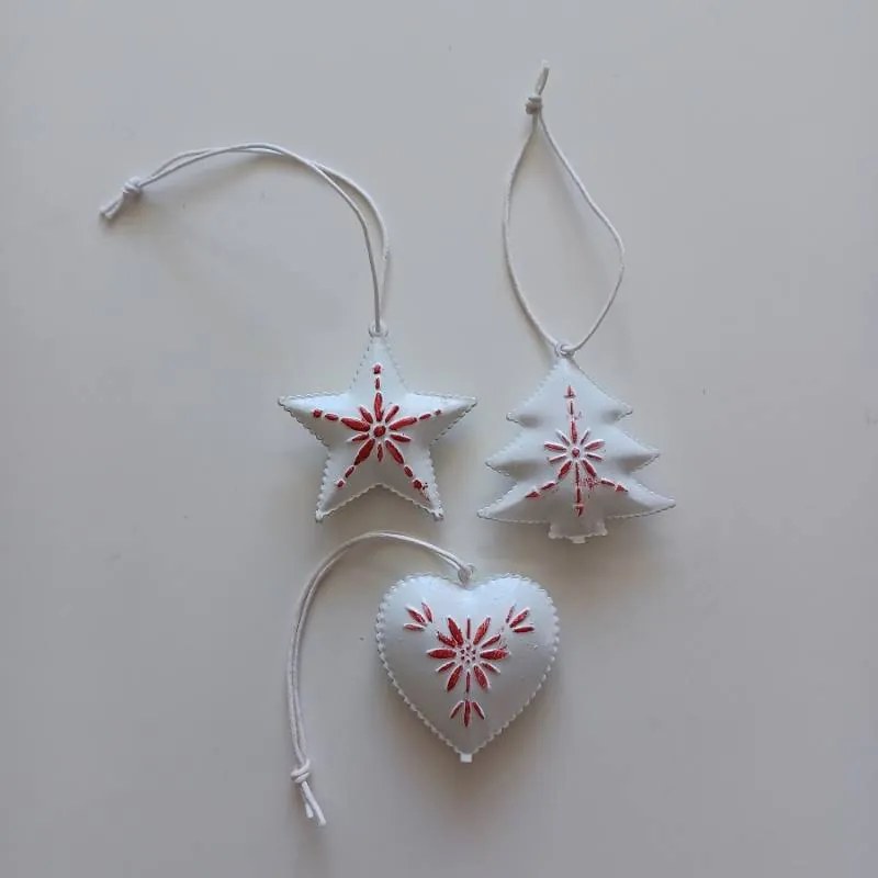 DECOLED Sada kovových vianočných závesných ozdôb s patinou, jemná červená, stromček, srdce, hviezda