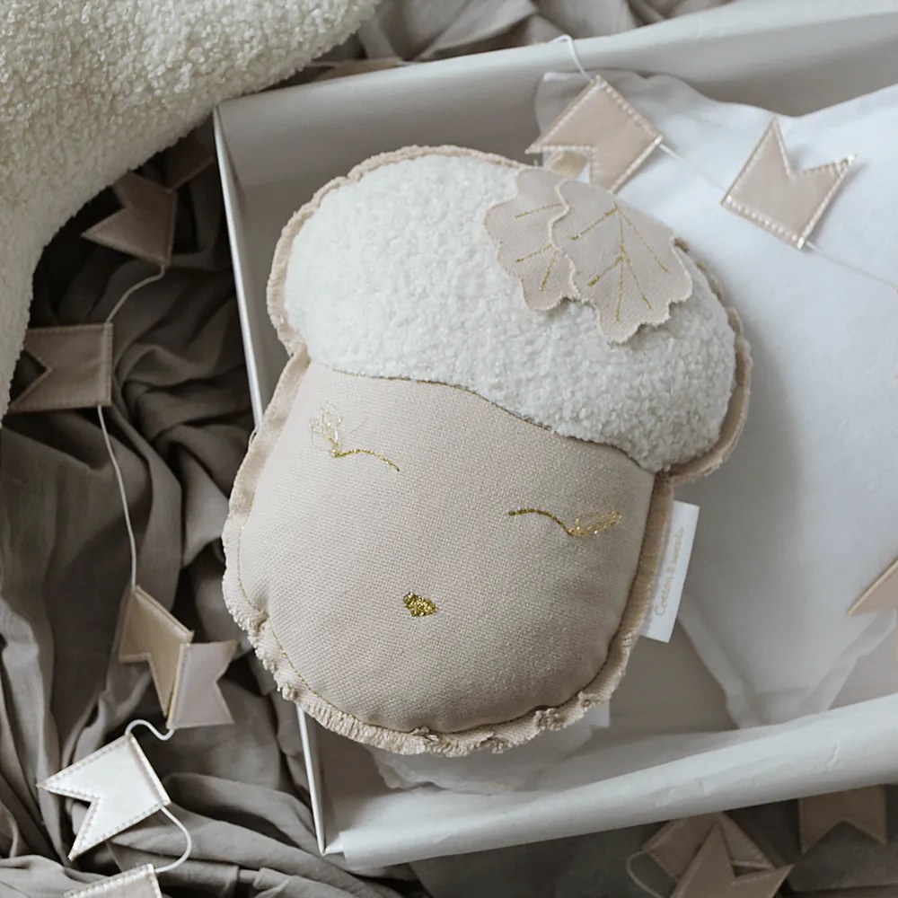 Závesná dekorácia dubový orech púdrovo ružová 23x29x10cm