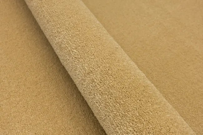 Metrážný koberec CAROUSEL 90 NSF béžový