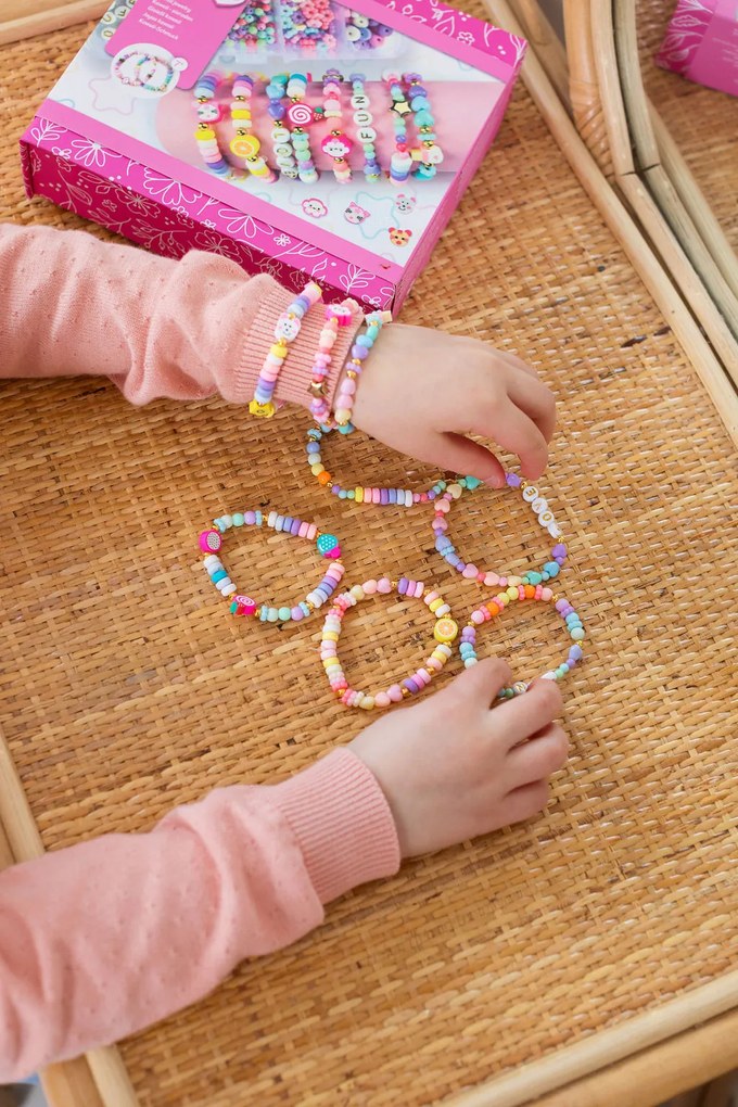 Výroba šperkov – náramky z polymérových korálikov – Kawaii
