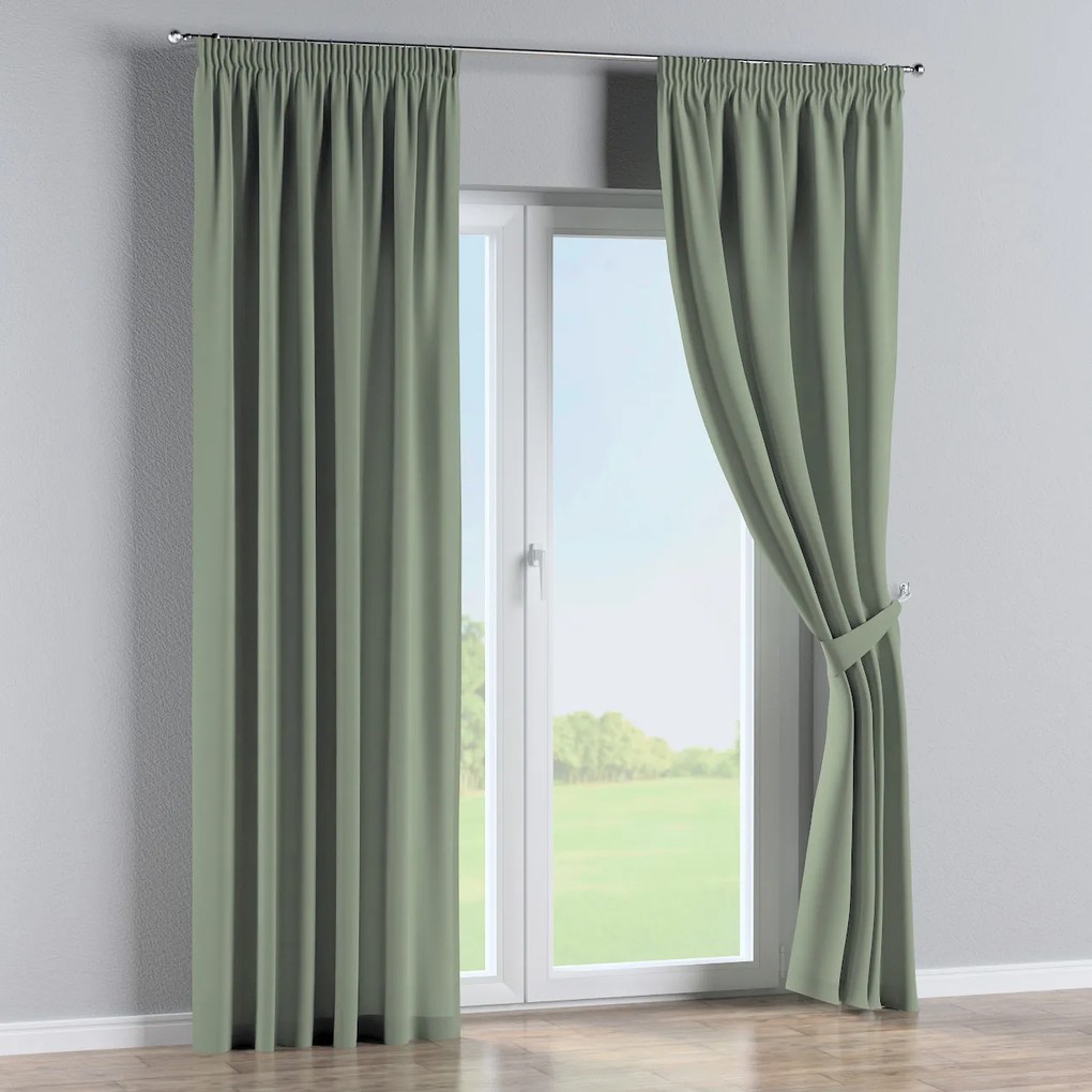 Záves na riasiacej páske