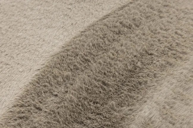 Koberec BELLAROSSA RABBIT caffe latte kruh