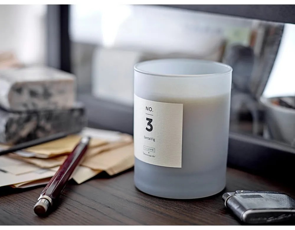 Vonná sviečka doba horenia 50 h No. 3 Santal Fig – ILLUME x Bloomingville