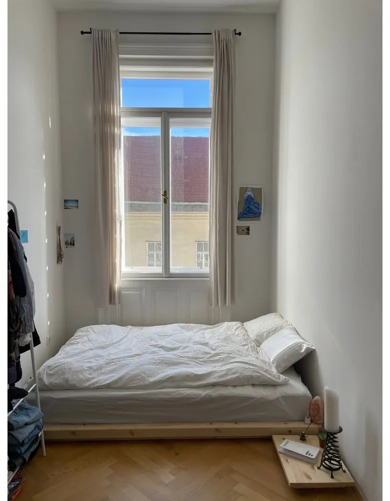 Dvojlôžková posteľ z borovicového dreva s roštom 140x200 cm v prírodnej farbe Dock – Karup Design