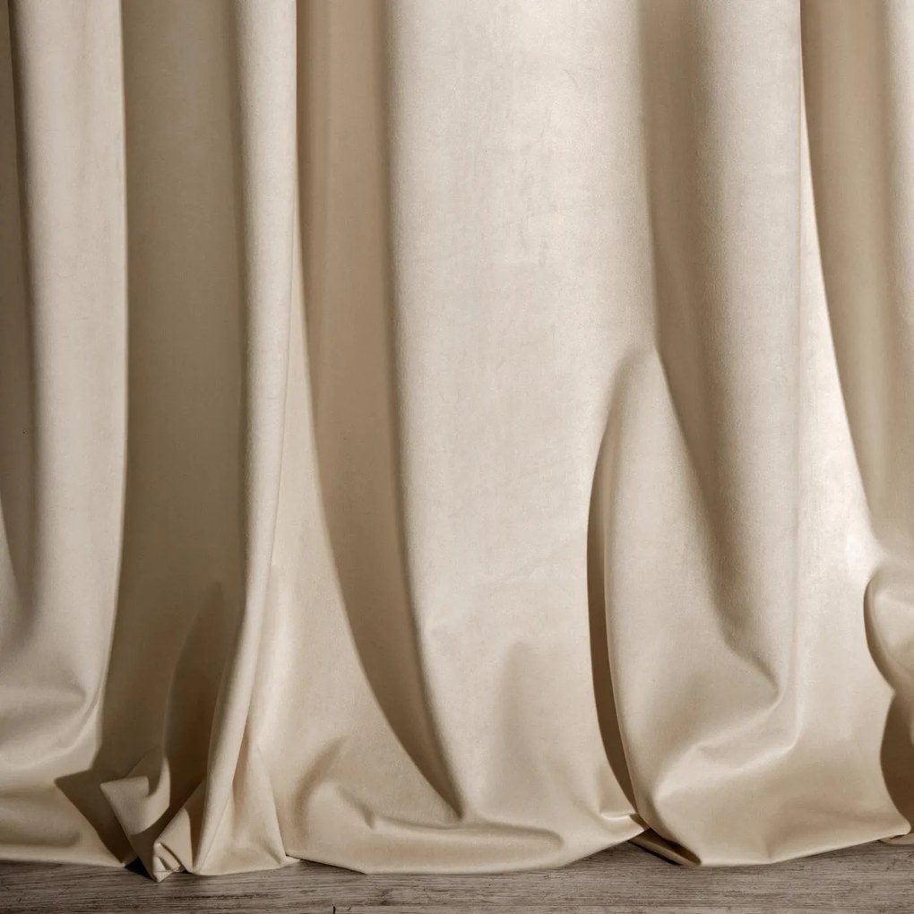 ZATEMŇOVACÍ ZÁVES NA PÁSKE VILLA 140X270 CM BÉŽOVÁ