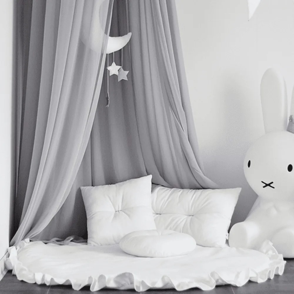 Detská podložka s volánom biela