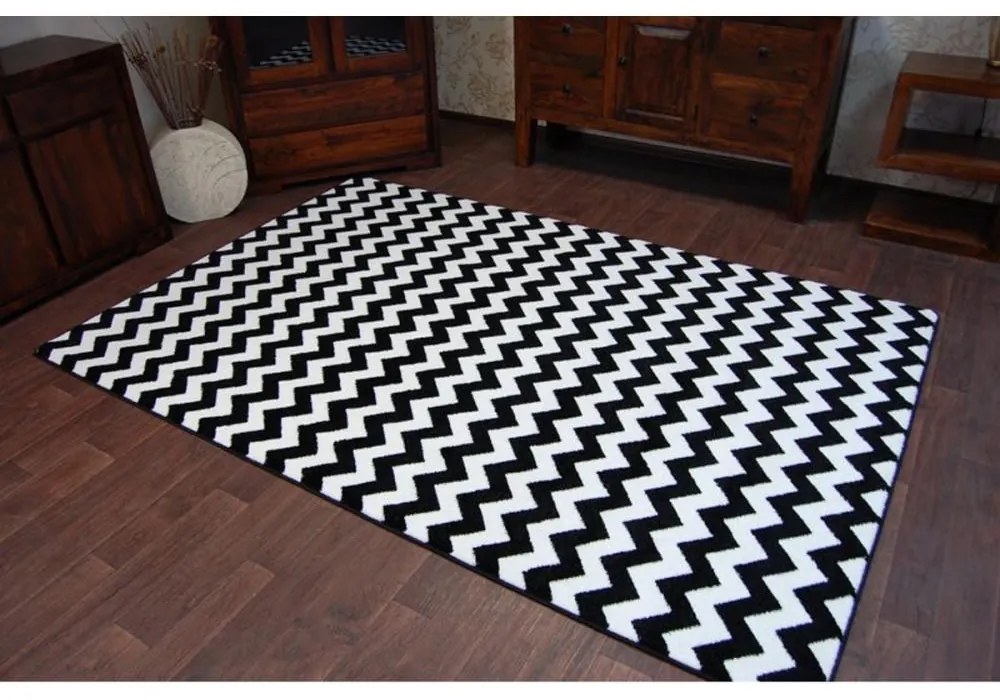 Kusový koberec Nero čiernobiely 280x370cm