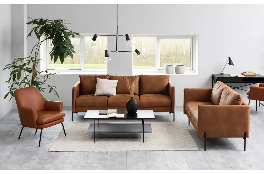 Čierny konferenčný stolík s doskou v dekore jaseňového dreva Actona Angus