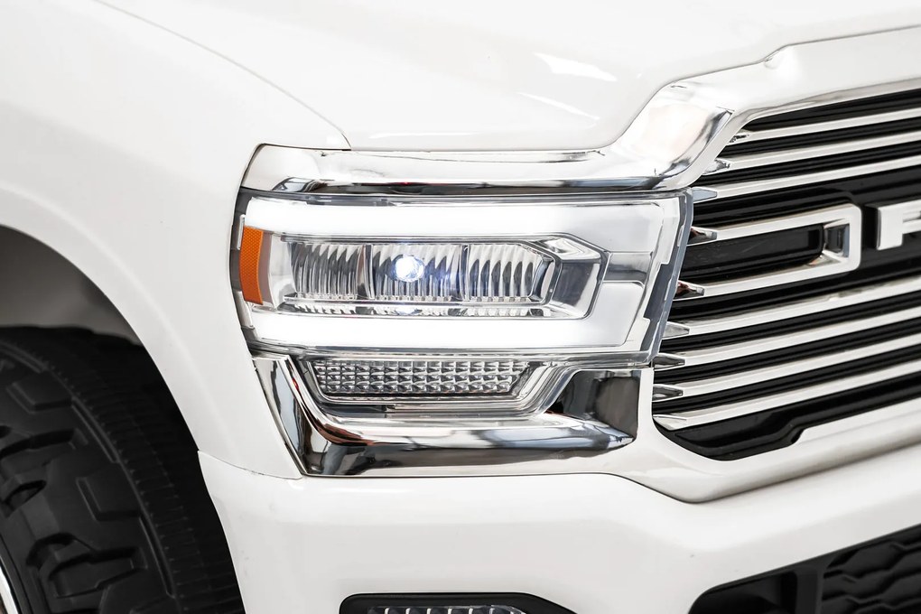 Ramiz Vozidlo RAM 3500 Biela