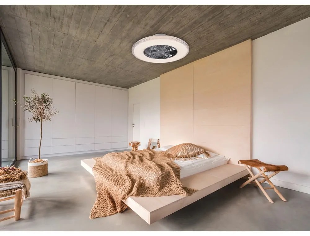 LED stropné svietidlo v striebornej farbe Harstad – Trio