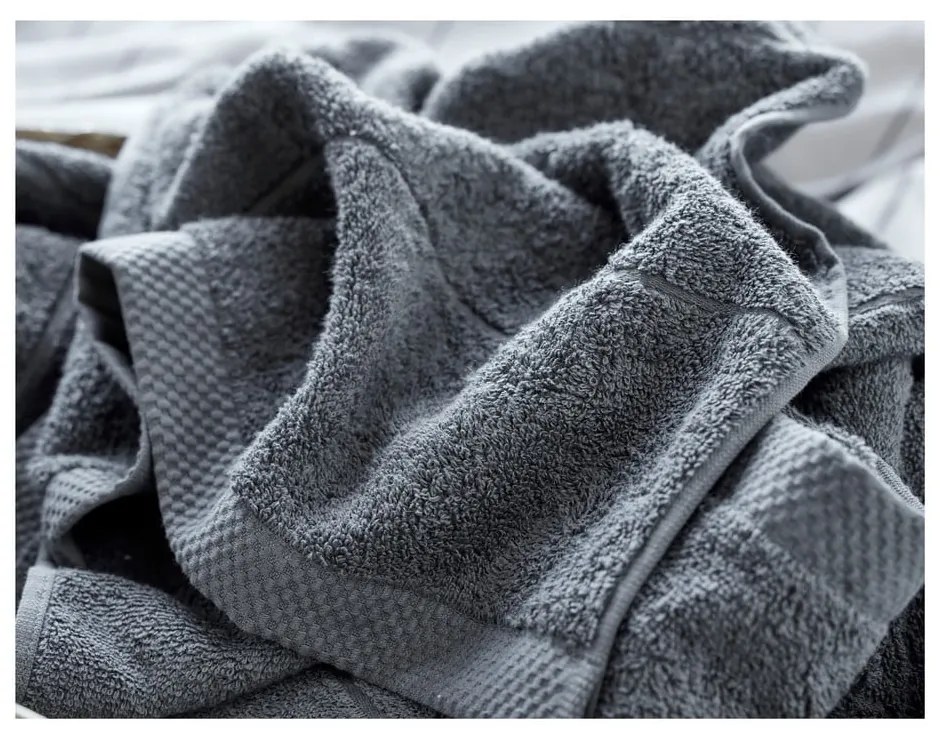 Tmavosivý froté bavlnený uterák 50x100 cm Line – Södahl