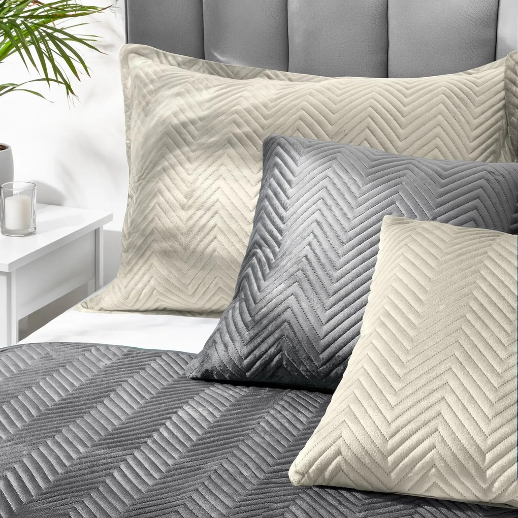 DEKORAČNÁ OBLIEČKA NA VANKÚŠ SOFIA 50X70 CM KRÉMOVÁ