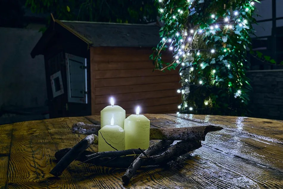 DECOLED LED svíčka, vosková, 7,5 x 10 cm, mandlová