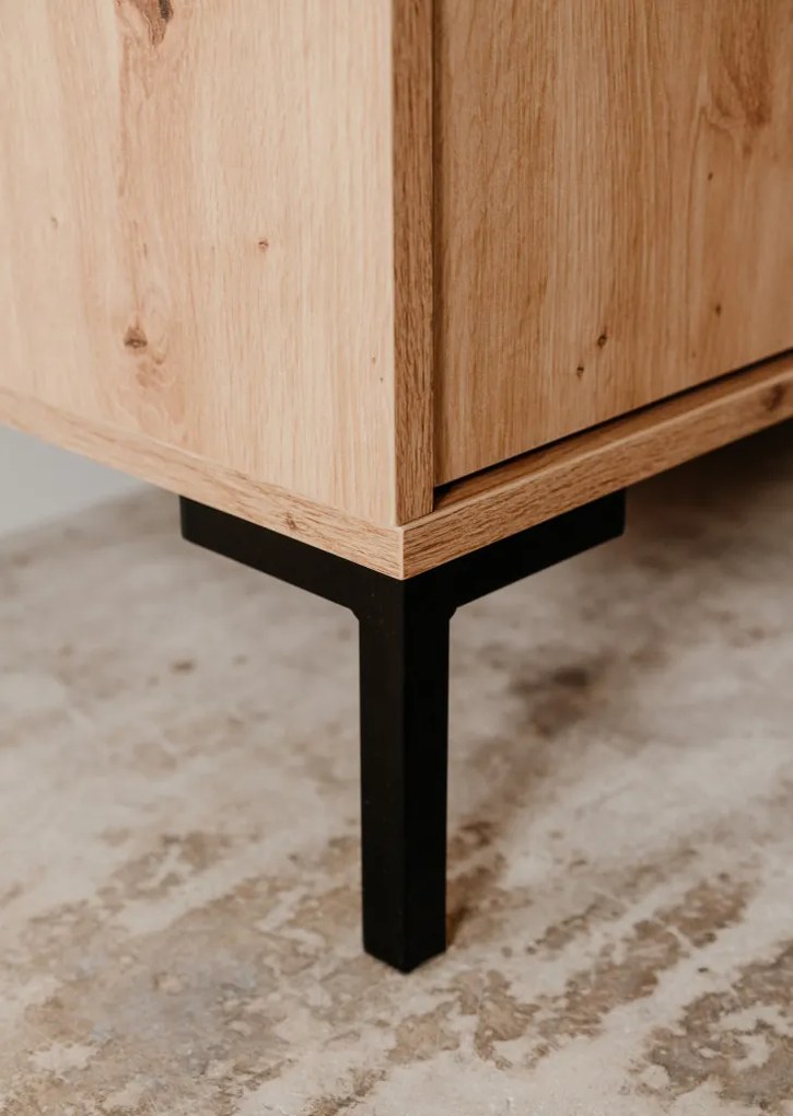 TV skrinka Korsika, dub artisan