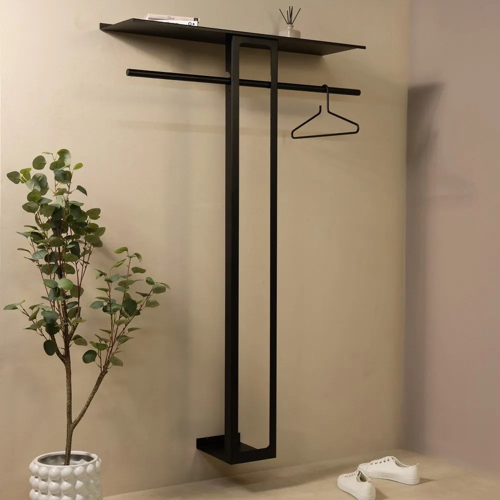 Čierny oceľový nástenný vešiak s poličkou 100 cm Luno Large – Spinder Design