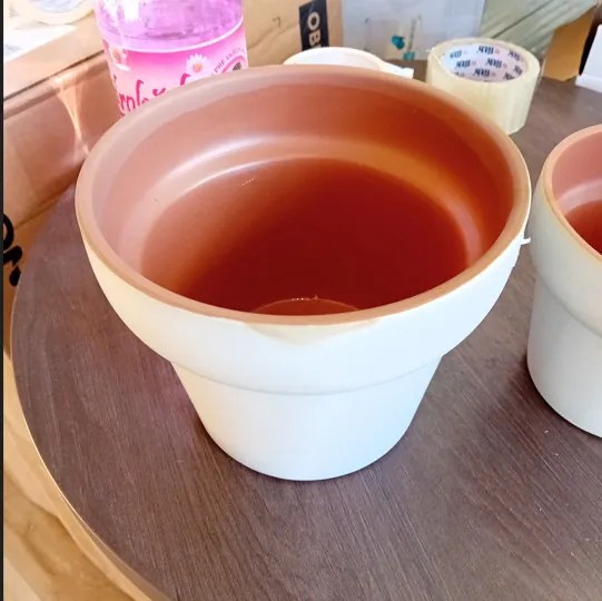 Kvetináč MAYA krémový 885384 - drobné poškodenie