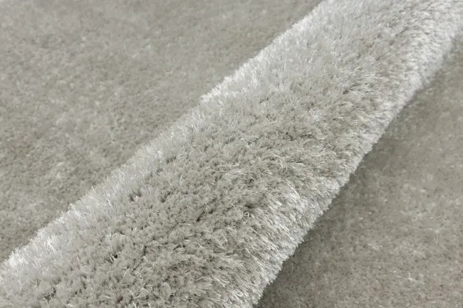 Koberec Shaggy Silky 72 strieborný / sivý