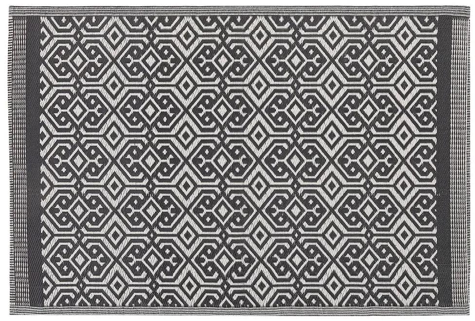 Vonkajší koberec 120 x 180 cm čierny BARMER Beliani