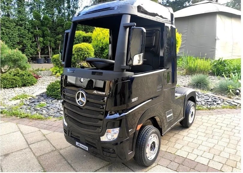 LEAN CARS Elektrické autíčko Mercedes Actros čierne lakované MP4