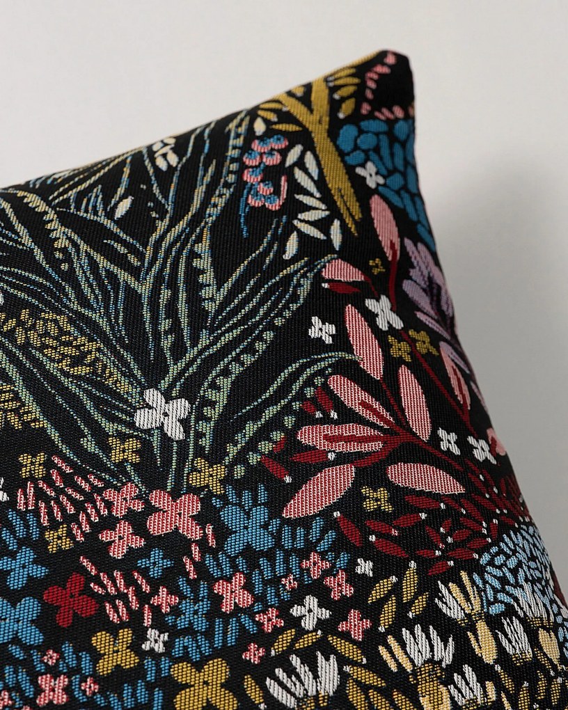 Karin - jednoduchá obliečka, 60x40cm farba produktu viacfarebná látka zapletaná, vzorované