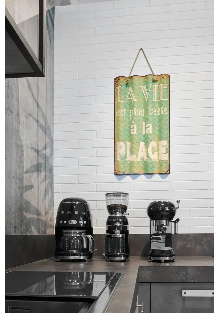 Čierny kávovar na filtrovanú kávu 50's Retro Style - SMEG