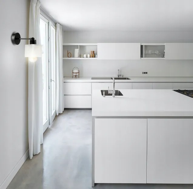 BERGE LED nástenné svietidlo - 1xE27 KOCKA BIELA