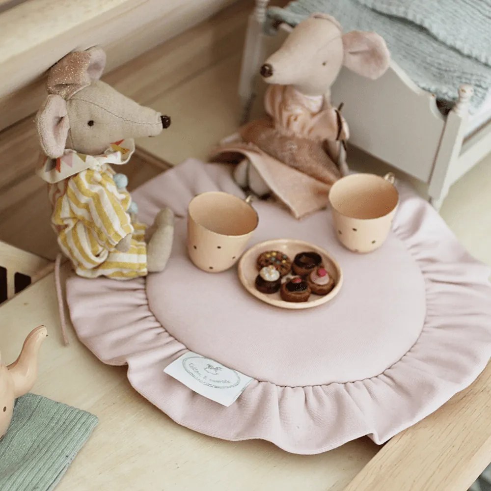 Mini podložka s volánom púdrovo ružová