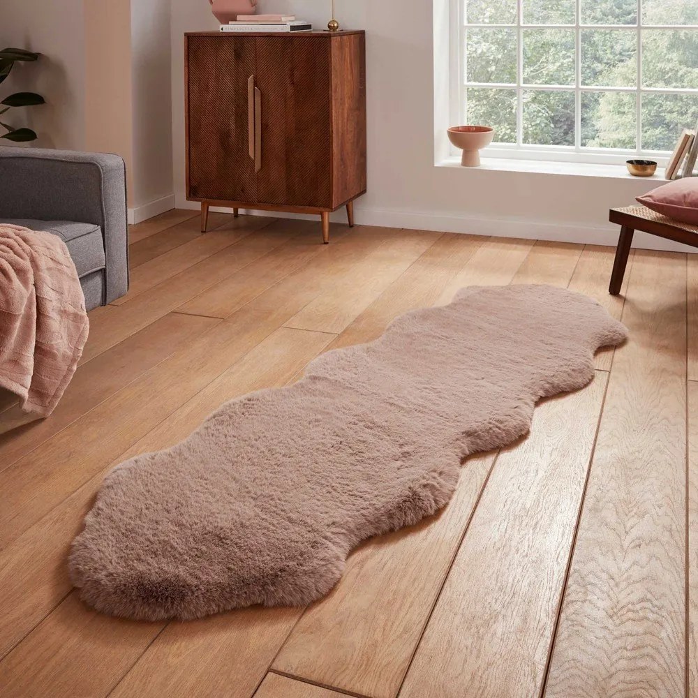 Svetlohnedý syntetický behúň 60x180 cm Super Teddy – Think Rugs