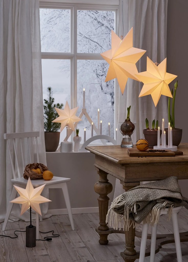 STAR TRADING Drevený LED svietnik Abbe White