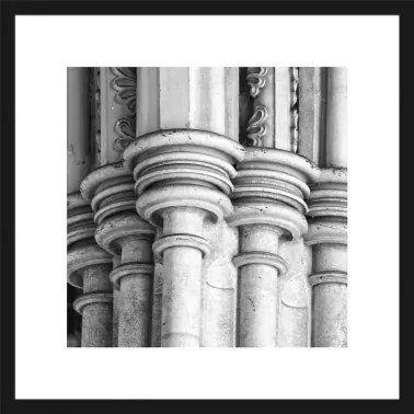 Rámovaný obraz Staroveké stĺpy 40x40 cm, čiernobiely%