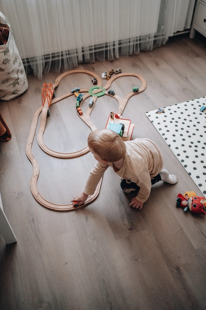 Maxim - Stanica s garážou a výťahom