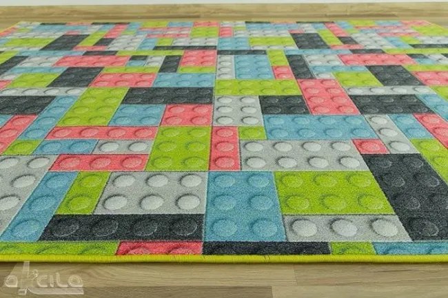 Detský metrážny koberec Lego pastelový