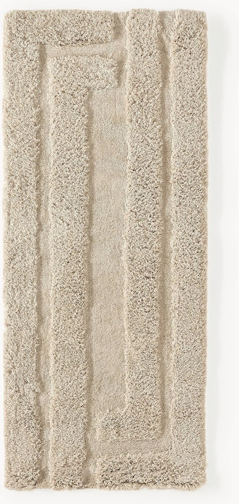 Behúň s vysokým vlasom a reliéfnou štruktúrou Genève