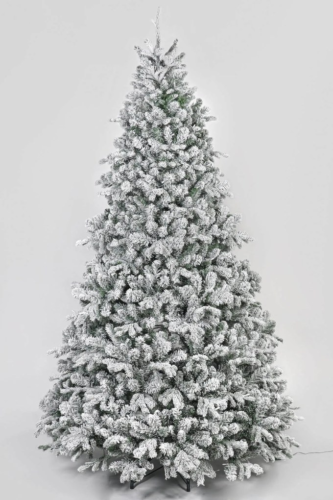 Umelý zasnežený vianočný stromček 240cm 750LED