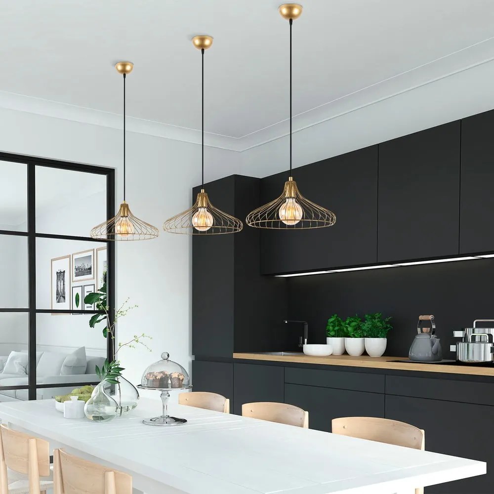 Závesné svietidlo v zlatej farbe s kovovým tienidlom ø 36 cm Depay – Opviq lights