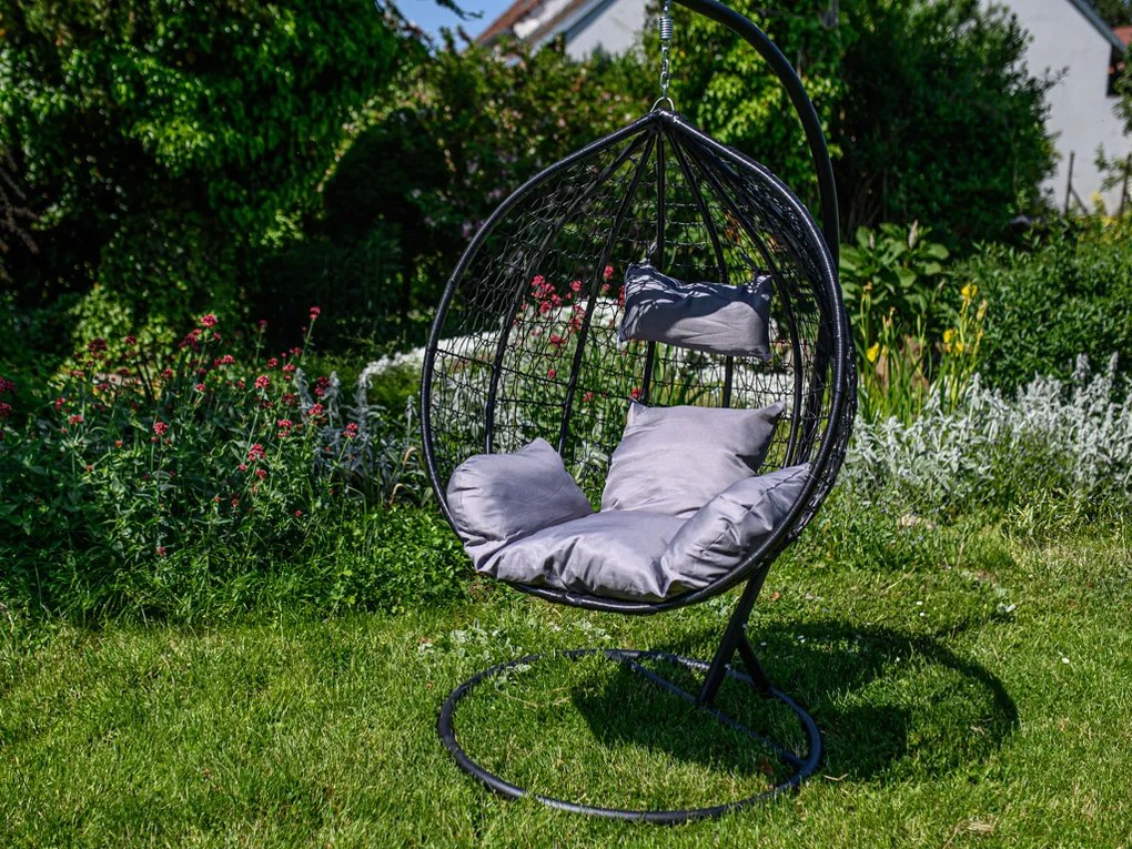 Čierne závesné kreslo KOKON so stojanom