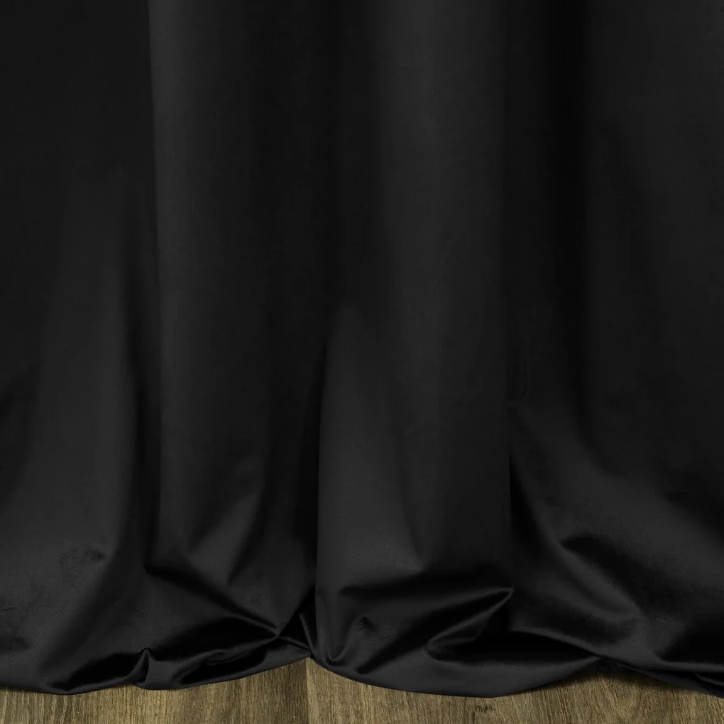 ZATEMŇOVACÍ ZÁVES NA PÁSKE PIERRE CARDIN SIBEL 140X270 CM ČIERNA