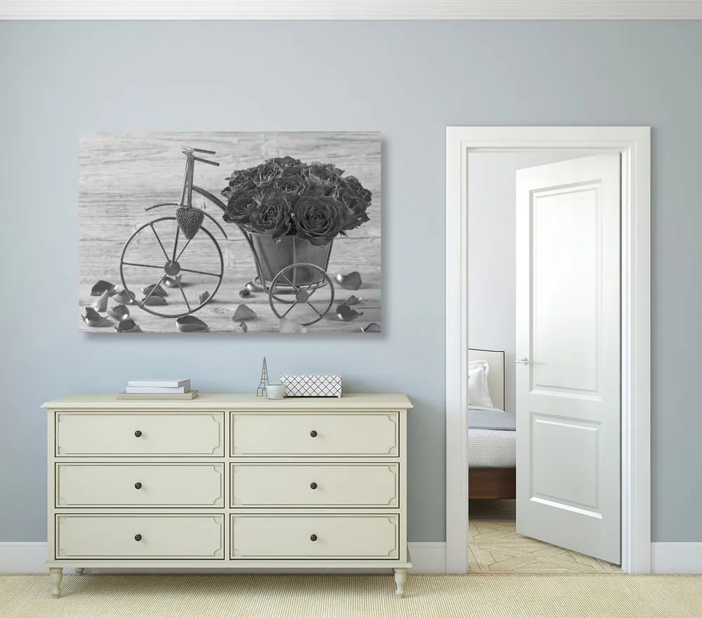 Obraz bicykel plný ruží v čiernobielom prevedení