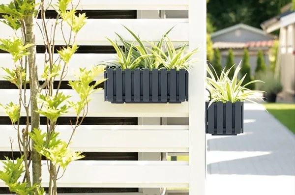 Samozavlažovací plastový balkónový kvetináč DDEF400W 38 cm - hnedá