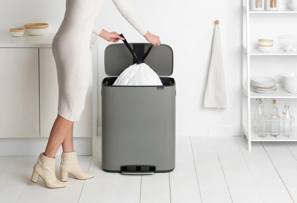 Brabantia BO pedálový kôš 60L minerálne sivá