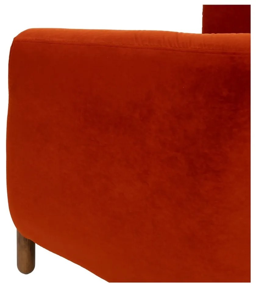 Červené kreslo – Ixia