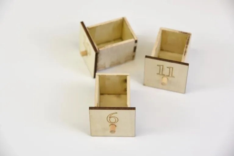 Vianočný adventný kalendár, sane, 10 LED, na batérie