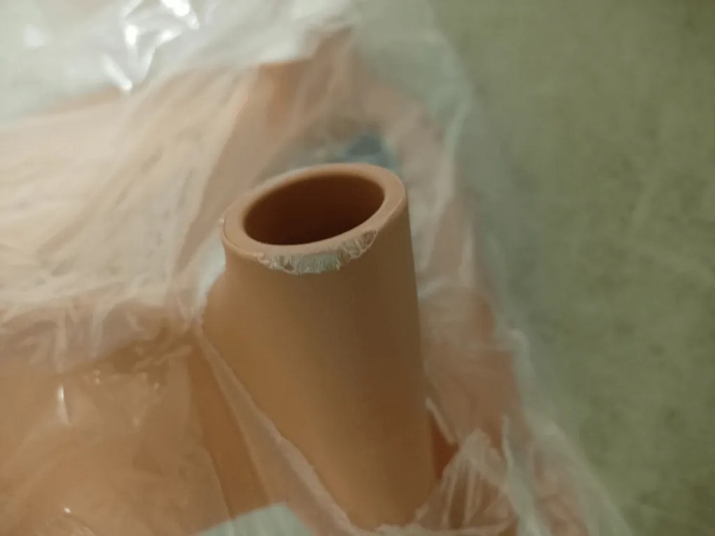 AKCIA Terakotová plastová stolička KATO II. akosť