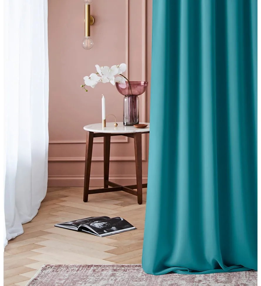 Room99 Hotový záves na páske Zatemňovací LAUREL Jednofarebný Farba: Zelená, Veľkosť: 140 x 280 cm