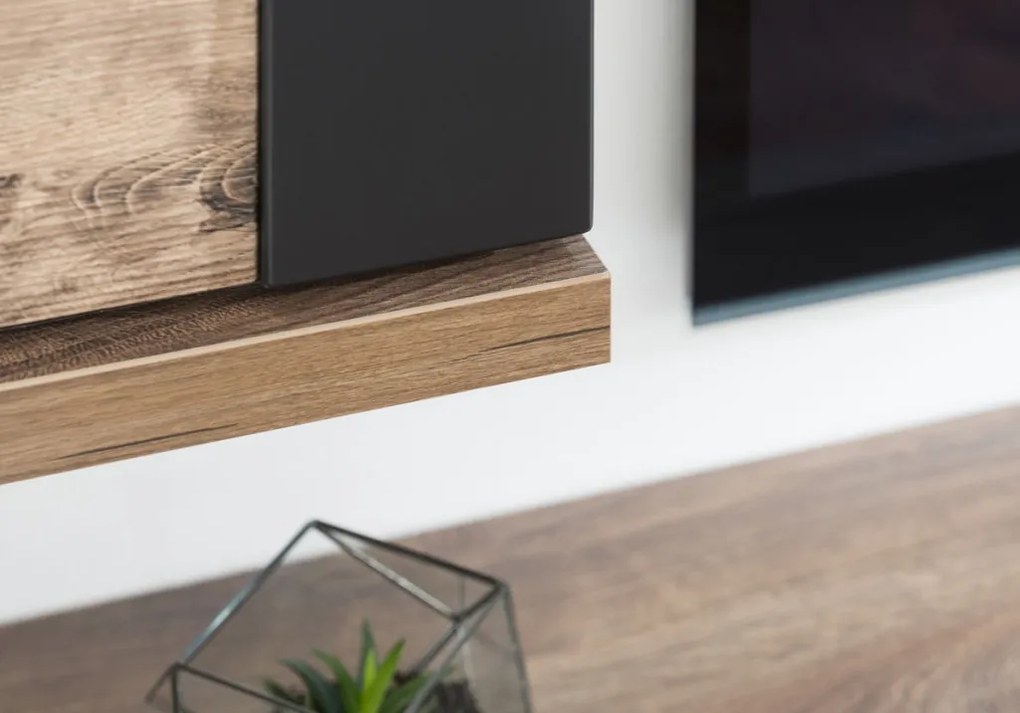 Široká nástenná vitrína Boston, čierna/dub ribbeck, s osvetlením