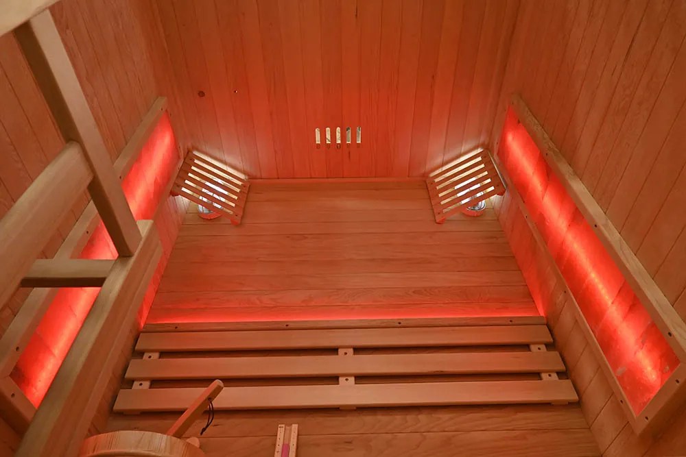 M-SPA - Suchá sauna s pecou 130 x 120 x 190 cm 3,5 kW