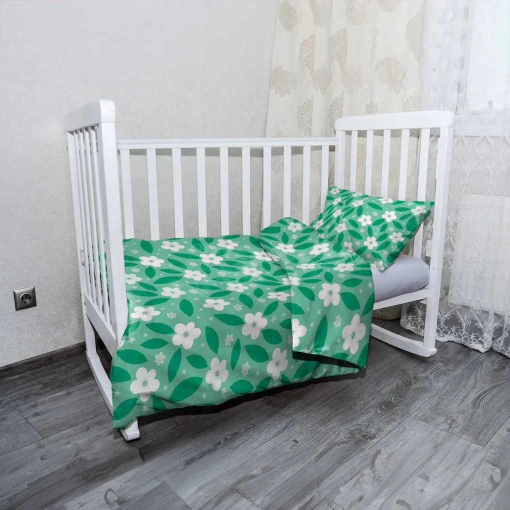 Sablio Mikroplyšové detské obliečky do postieľky Biele kvety s lístkami - 100x135 / 40x60
