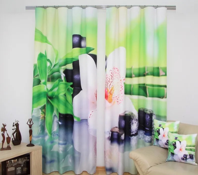 Moderné zelené závesy s bielou orchideou Šírka: 160 cm | Dĺžka: 250 cm (v sade sú 2 kusy)
