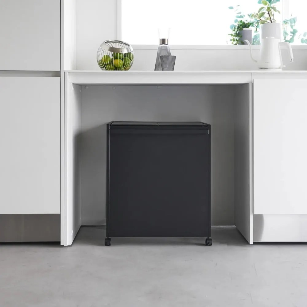 Čierny kovový odpadkový kôš na triedený odpad Tower – YAMAZAKI